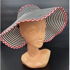 Disney parks sun hat,  Minnie Mouse women’s sun hat,packable.